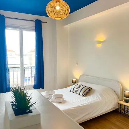 L'ecume, Avec Wifi, En Centre-ville De Royan