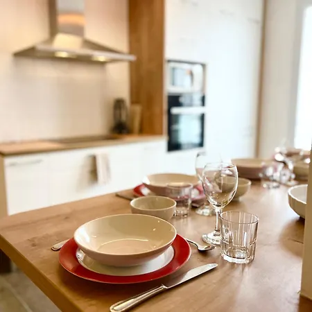 L'ecume, Avec Wifi, En Centre-ville De شقة *